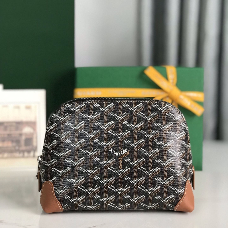 Go*ard clutch bags